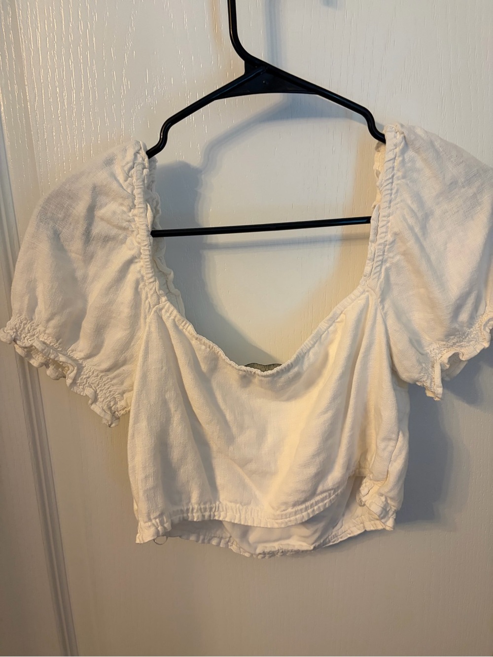 Abercrombie & Fitch White Cropped Puff-Sleeve Top